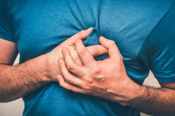 7 Cara Mengenali Serangan Jantung Sejak Gejala Awal