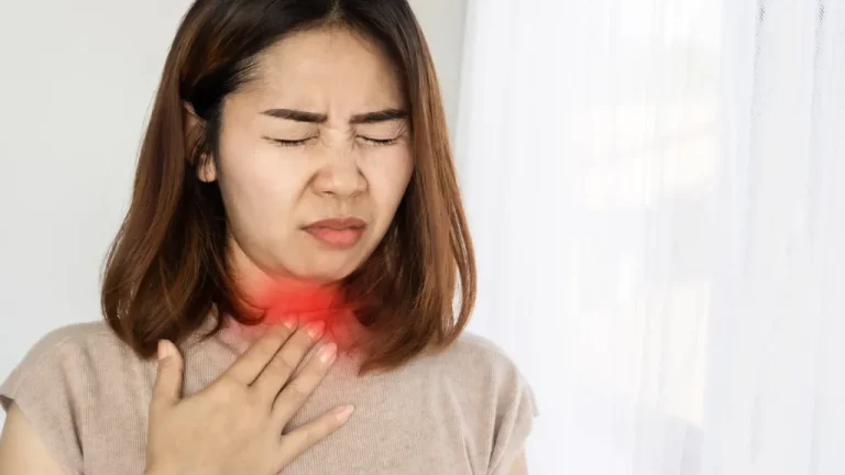 7 Tips Merawat Tenggorokan Setelah Infeksi Sembuh